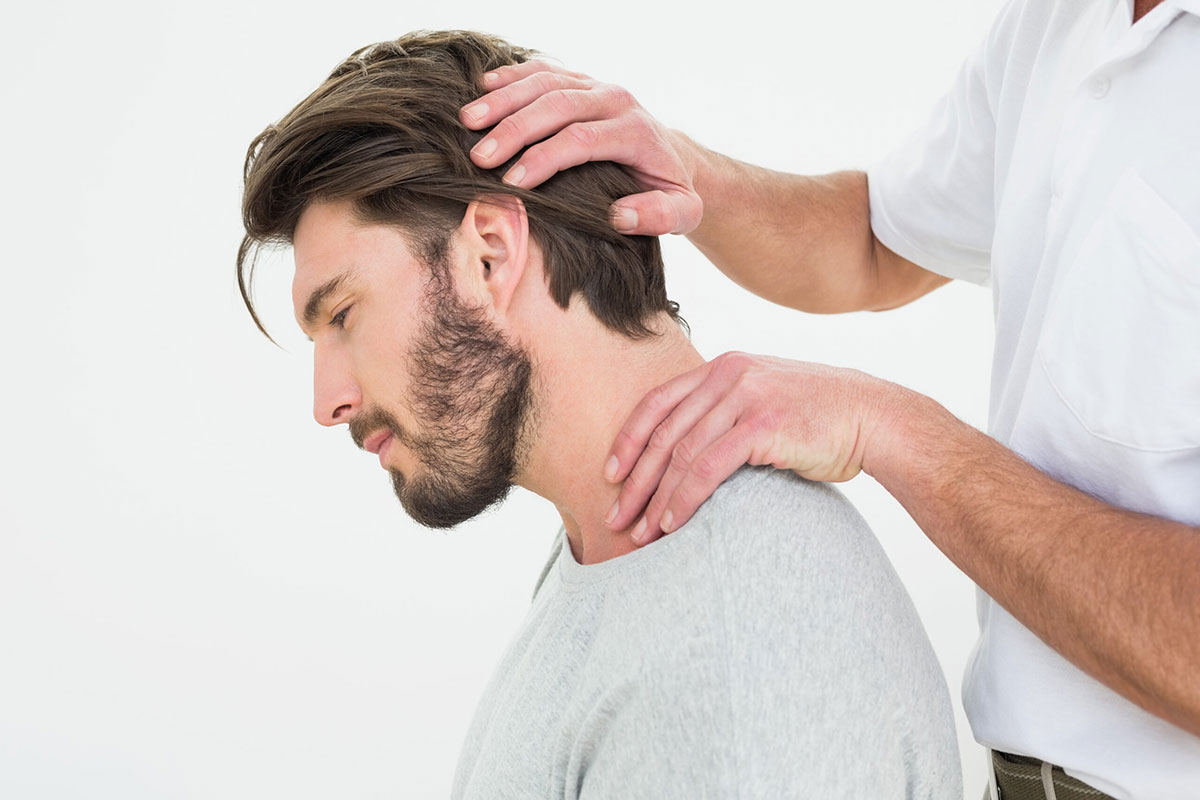 درمان درد پشت گردن و درمان توسط متخصص طب فیزیکی